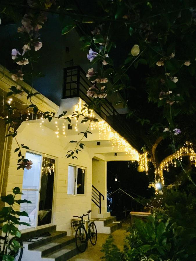 Location One Eighty Bed & Breakfast Bangcusay Екстериор снимка